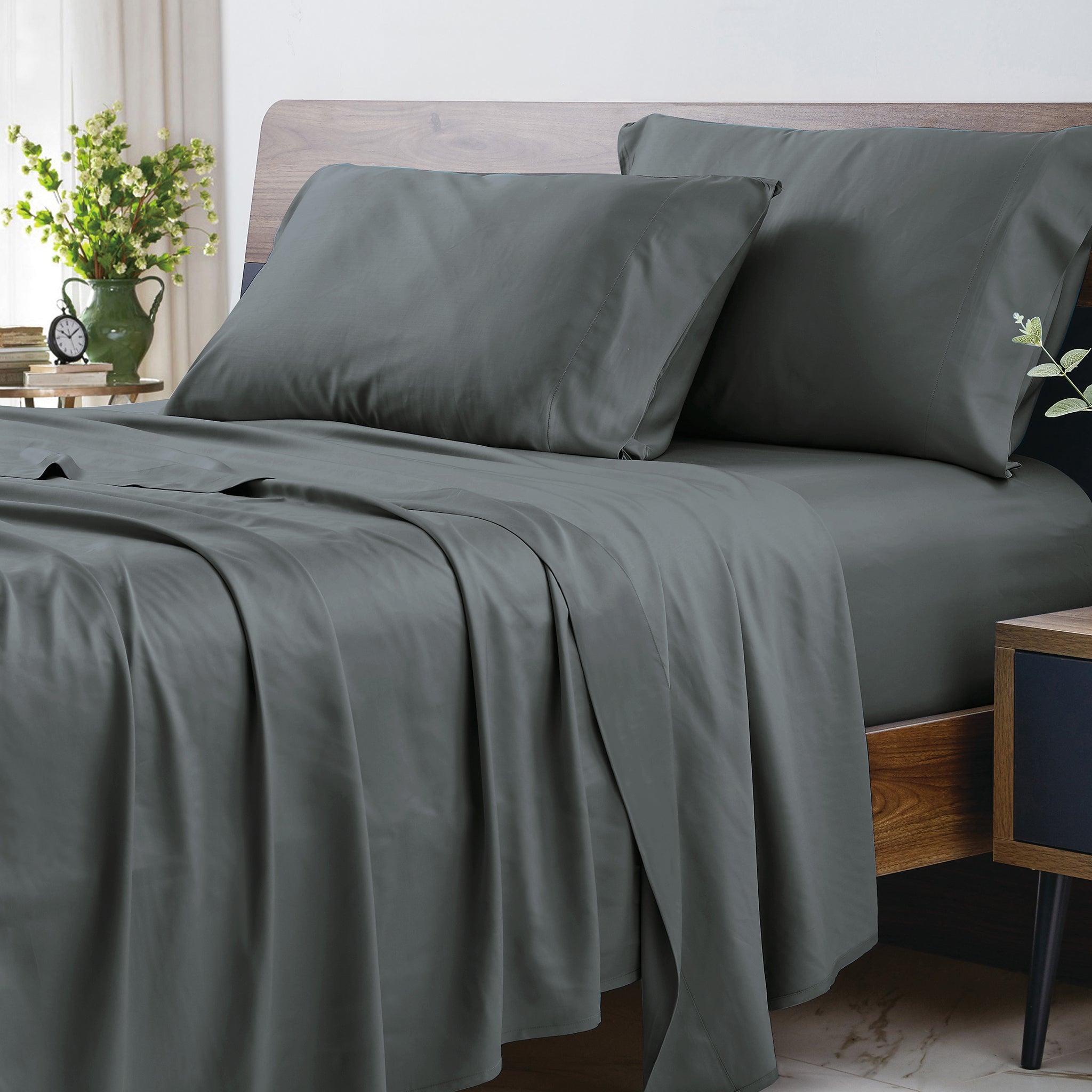 Satin Bed Sheet Set – CozyLux Home